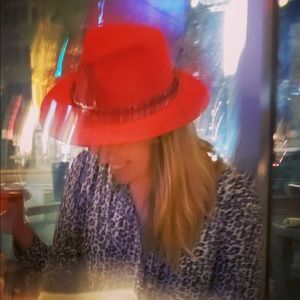 Meet your Posher, Eleanor